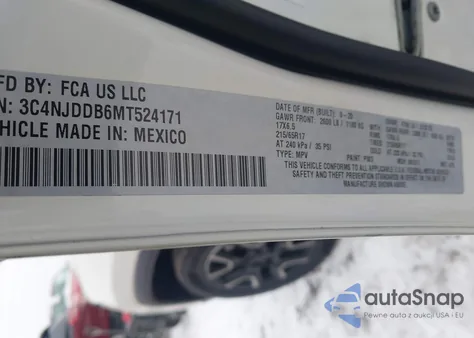 2021 Jeep Compass Trailhawk 4X4 from USA, damaged, VIN 3C4NJDDB6MT524171